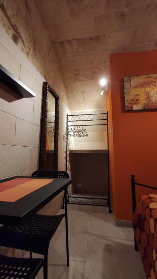Al Fly Bed and Breakfast Monopoli Eksteriør billede