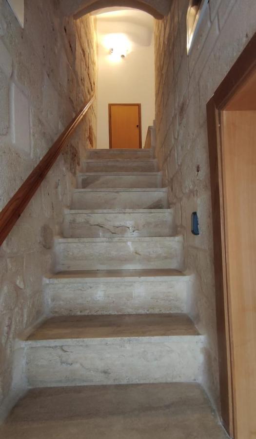 Al Fly Bed and Breakfast Monopoli Eksteriør billede